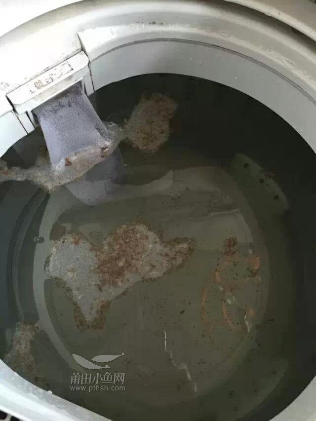 洗衣机热水器的污垢如何清除